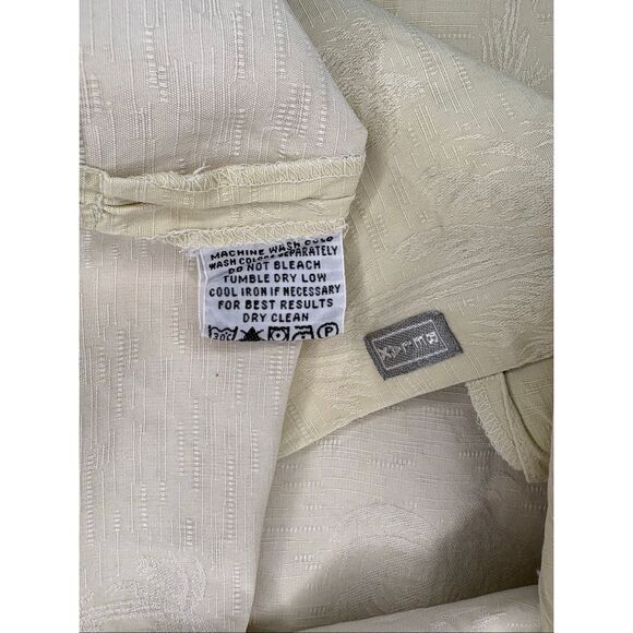 Tommy Bahama 100% silk pale yellow embossed Hawaiian shirt - M - Picture 7 of 7